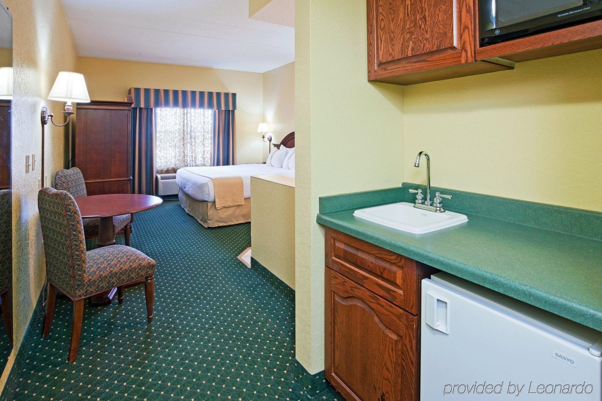 Pearl Street Hotel La Crosse Room photo